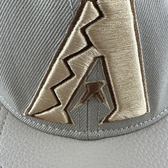 Pro Standard Taupe Arizona Snapback Cap One Size - Picture 2 of 9